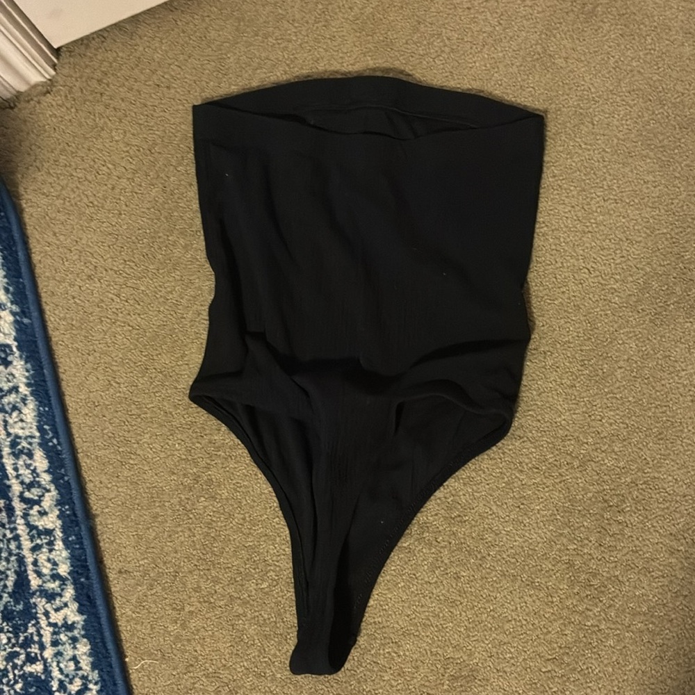 Bp strapless Black body suit